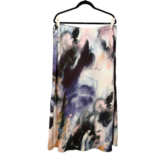 NWOT City Chic Abstract Dazed Satin Midi Skirt - Size 20 - Picture 4 of 11